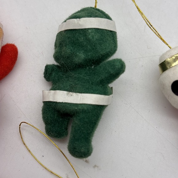 Vtg Lot of 25 Flocked Kitschy Mini Christmas Ornaments Santa Elf Satin Balls - Picture 6 of 11